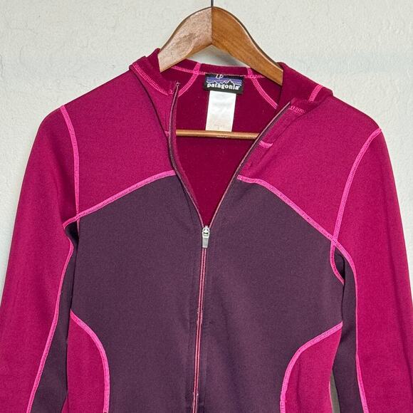 Patagonia S Burgundy Pink Full Zip Hoodie Jacket Thumb Holes Fleece Outdoor Camp - Picture 2 of 3